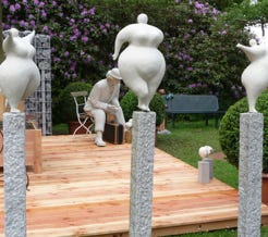 Betonfiguren &ndash; Nanas