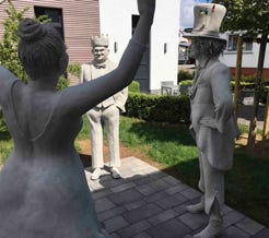 Betonfiguren &ndash; Nanas