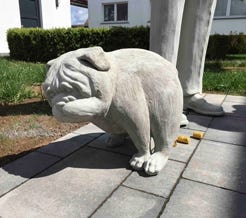 Betonfiguren &ndash; Nanas